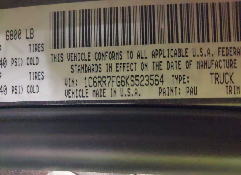 Photo 9 of 2019 Ram 1500 CLASSIC EXPRESS 4X4 6'4 BOX (VIN 1C6RR7FG6KS523564)