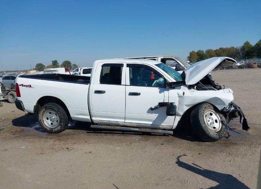 Photo 13 of 2019 Ram 1500 CLASSIC TRADESMAN 4X4 6'4 BOX (VIN 1C6RR7FG6KS607013)