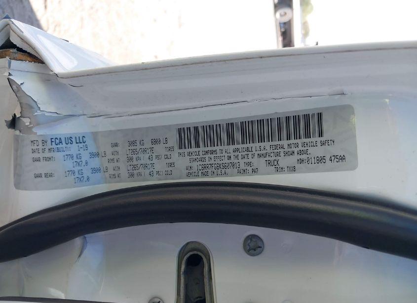 Photo 9 of 2019 Ram 1500 CLASSIC TRADESMAN 4X4 6'4 BOX (VIN 1C6RR7FG6KS607013)