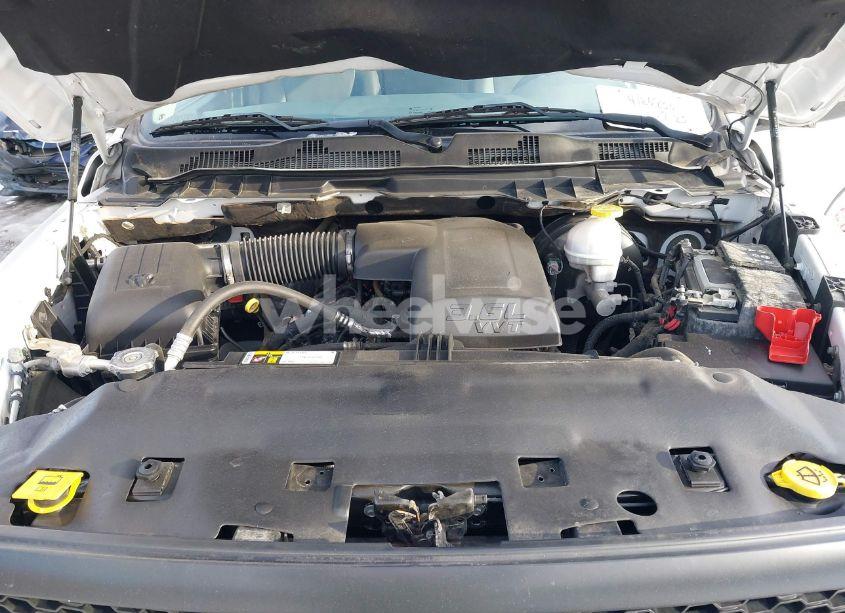 Photo 10 of 2019 Ram 1500 CLASSIC TRADESMAN 4X4 6'4 BOX (VIN 1C6RR7FG6KS708844)