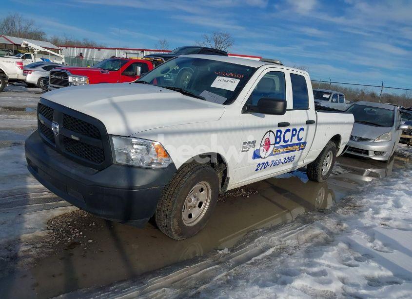 Photo 2 of 2019 Ram 1500 CLASSIC TRADESMAN 4X4 6'4 BOX (VIN 1C6RR7FG6KS708844)