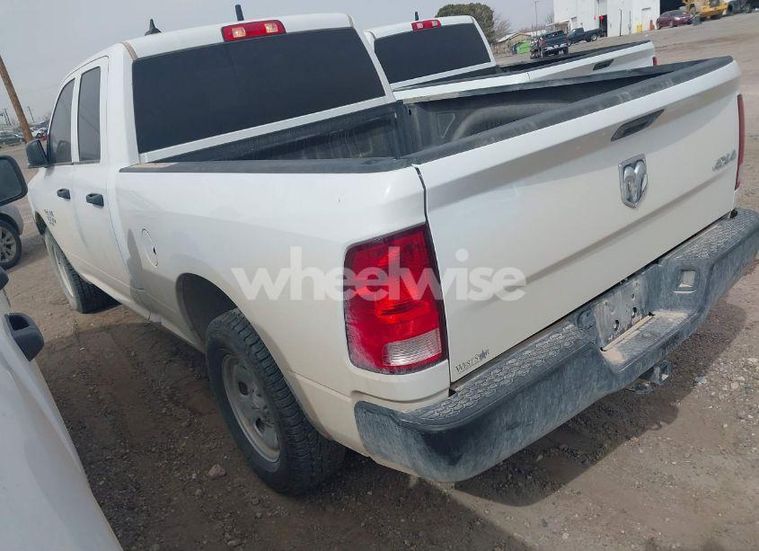 Photo 3 of 2022 Ram 1500 CLASSIC TRADESMAN 4X4 6'4 BOX (VIN 1C6RR7FG6NS244913)