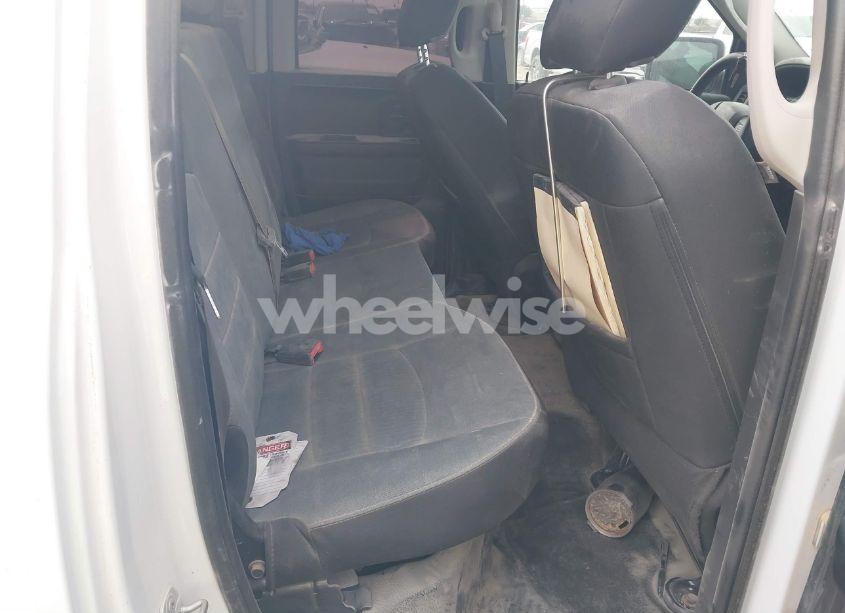 Photo 8 of 2022 Ram 1500 CLASSIC TRADESMAN 4X4 6'4 BOX (VIN 1C6RR7FG6NS244913)