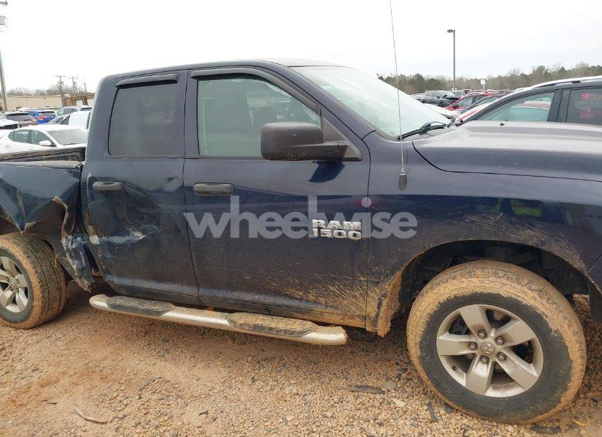 Photo 13 of 2017 Ram 1500 EXPRESS 4X4 6'4 BOX (VIN 1C6RR7FG7HS540141)