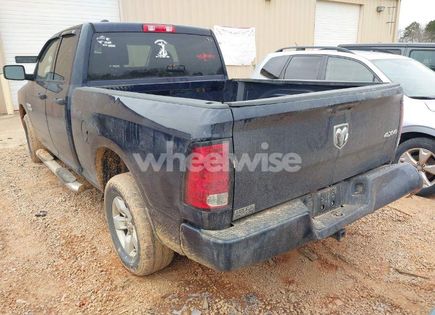 Photo 3 of 2017 Ram 1500 EXPRESS 4X4 6'4 BOX (VIN 1C6RR7FG7HS540141)