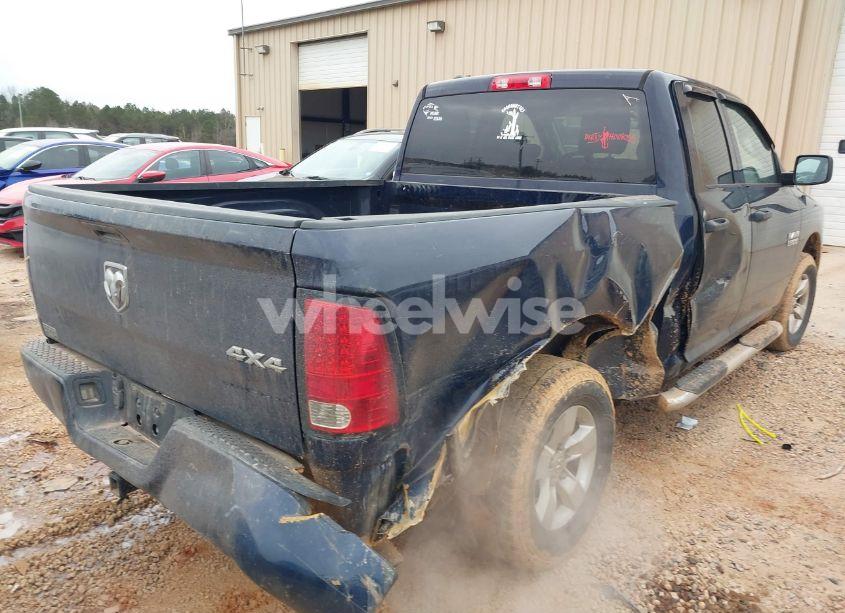 Photo 4 of 2017 Ram 1500 EXPRESS 4X4 6'4 BOX (VIN 1C6RR7FG7HS540141)