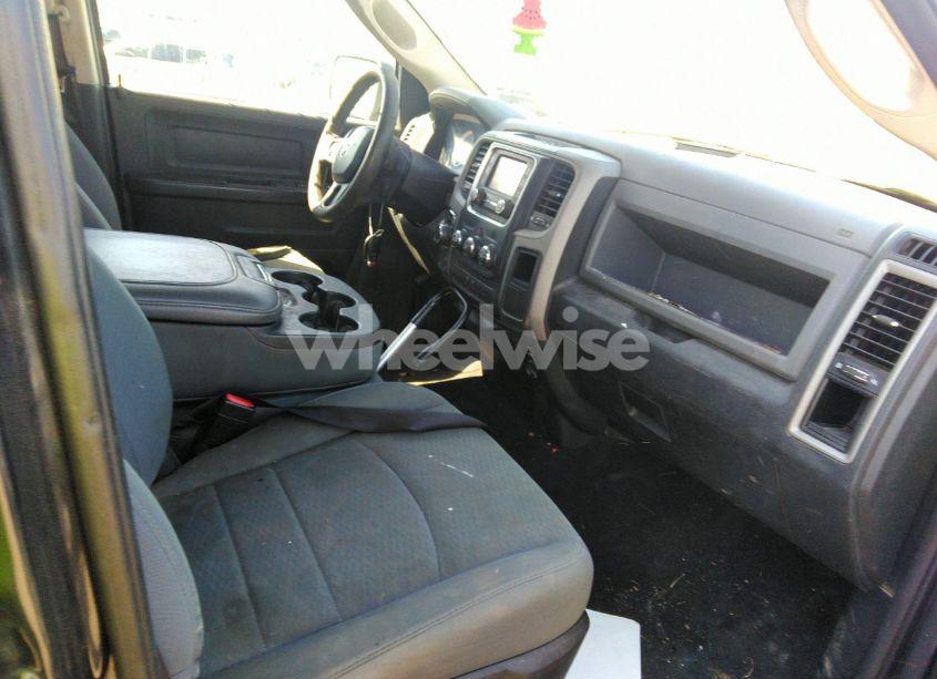 Photo 5 of 2017 Ram 1500 EXPRESS QUAD CAB 4X4 6'4 BOX (VIN 1C6RR7FG7HS594376)