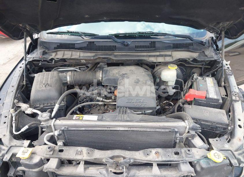 Photo 10 of 2017 Ram 1500 EXPRESS 4X4 6'4 BOX (VIN 1C6RR7FG7HS620751)