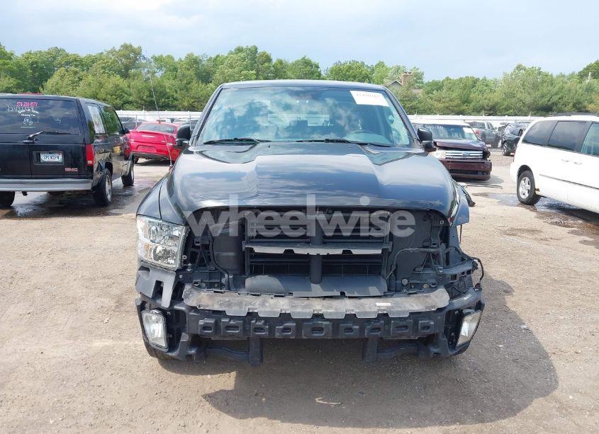 Photo 13 of 2017 Ram 1500 EXPRESS 4X4 6'4 BOX (VIN 1C6RR7FG7HS620751)