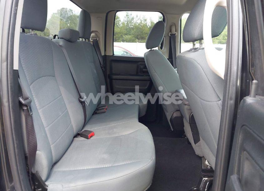 Photo 8 of 2017 Ram 1500 EXPRESS 4X4 6'4 BOX (VIN 1C6RR7FG7HS620751)