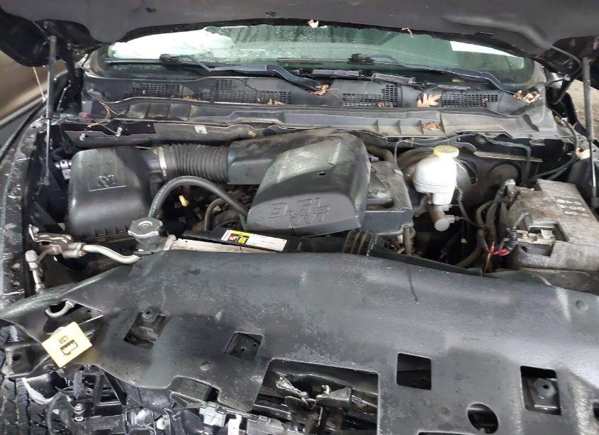 Photo 10 of 2018 Ram 1500 ST (VIN 1C6RR7FG7JS235647)