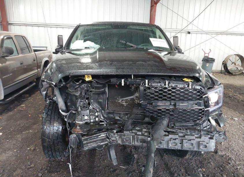 Photo 12 of 2018 Ram 1500 ST (VIN 1C6RR7FG7JS235647)