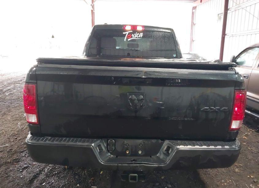 Photo 16 of 2018 Ram 1500 ST (VIN 1C6RR7FG7JS235647)