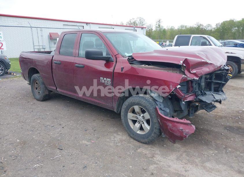 2019 Ram 1500 CLASSIC EXPRESS 4X4 6'4 BOX (VIN 1C6RR7FG7KS501699) main photo