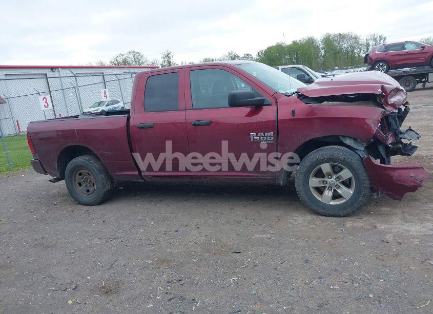 Photo 13 of 2019 Ram 1500 CLASSIC EXPRESS 4X4 6'4 BOX (VIN 1C6RR7FG7KS501699)