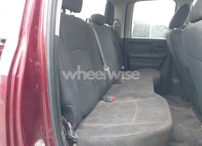 Photo 8 of 2019 Ram 1500 CLASSIC EXPRESS 4X4 6'4 BOX (VIN 1C6RR7FG7KS501699)