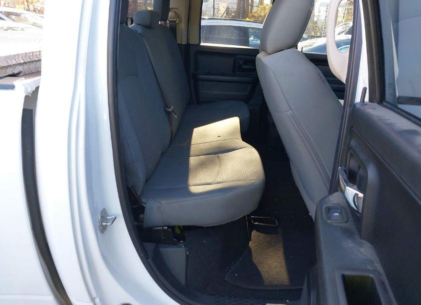 Photo 8 of 2017 Ram 1500 TRADESMAN 4X4 6'4 BOX (VIN 1C6RR7FG8HS738260)