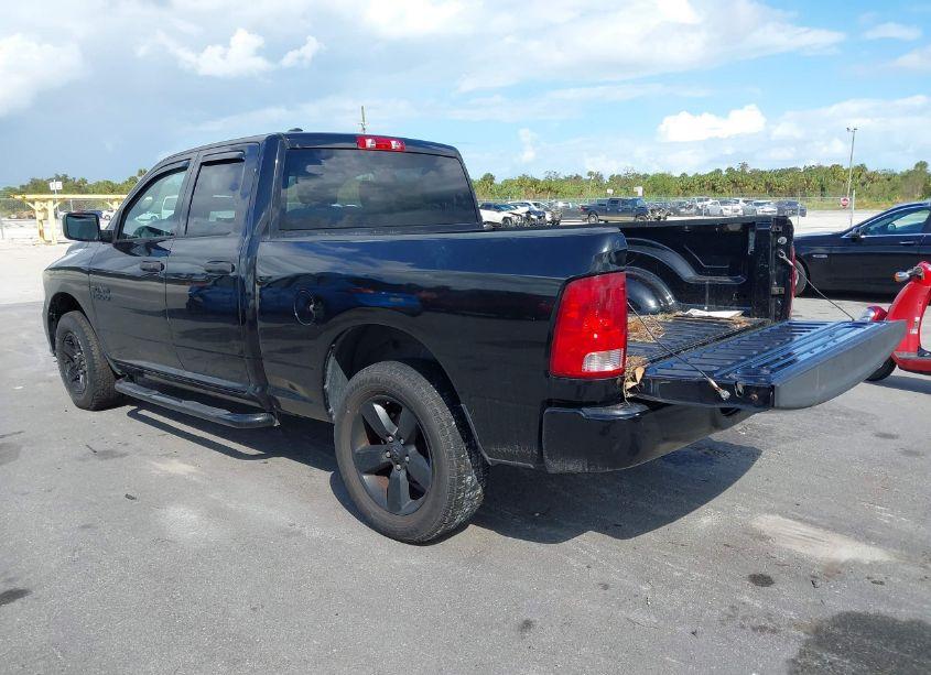 Photo 3 of 2017 Ram 1500 EXPRESS 4X4 6'4 BOX (VIN 1C6RR7FG8HS850220)