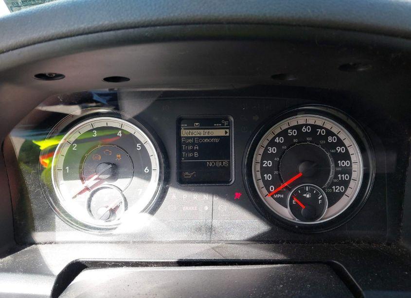 Photo 7 of 2017 Ram 1500 EXPRESS 4X4 6'4 BOX (VIN 1C6RR7FG8HS850220)