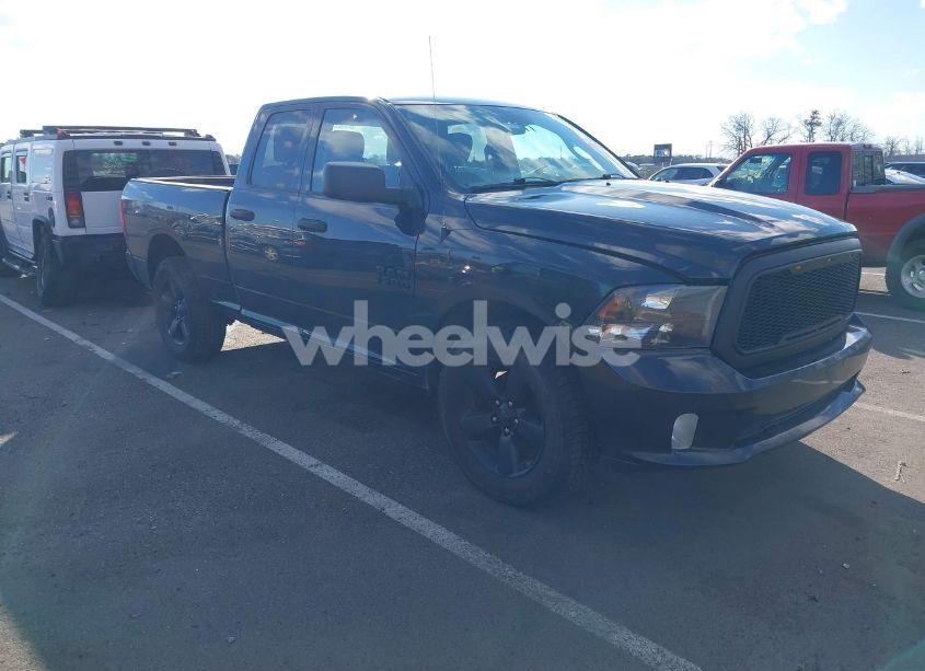 2018 Ram 1500 EXPRESS 4X4 6'4 BOX (VIN 1C6RR7FG8JS285151) main photo