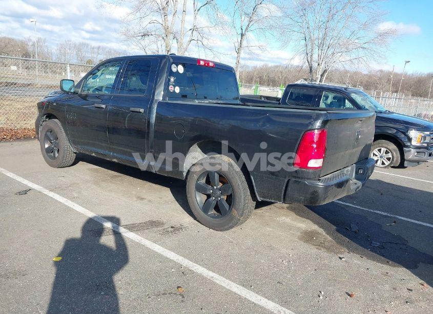 Photo 3 of 2018 Ram 1500 EXPRESS 4X4 6'4 BOX (VIN 1C6RR7FG8JS285151)