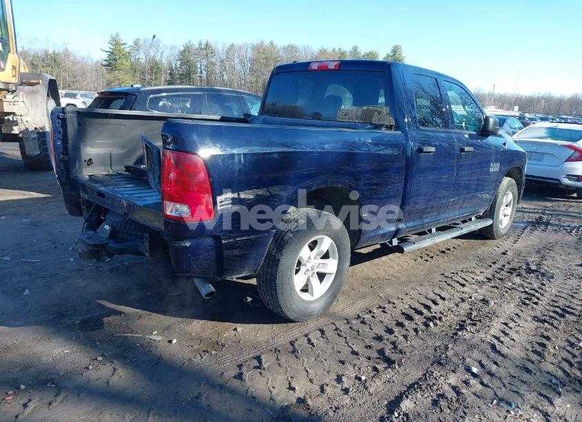 Photo 4 of 2018 Ram 1500 EXPRESS 4X4 6'4 BOX (VIN 1C6RR7FG8JS334512)