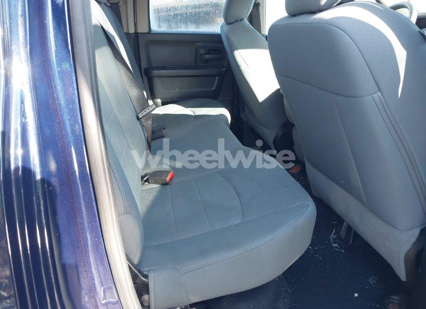 Photo 8 of 2018 Ram 1500 EXPRESS 4X4 6'4 BOX (VIN 1C6RR7FG8JS334512)