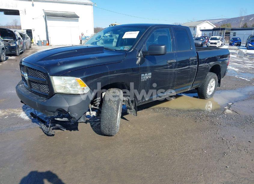 Photo 2 of 2019 Ram 1500 CLASSIC EXPRESS 4X4 6'4 BOX (VIN 1C6RR7FG8KS520357)