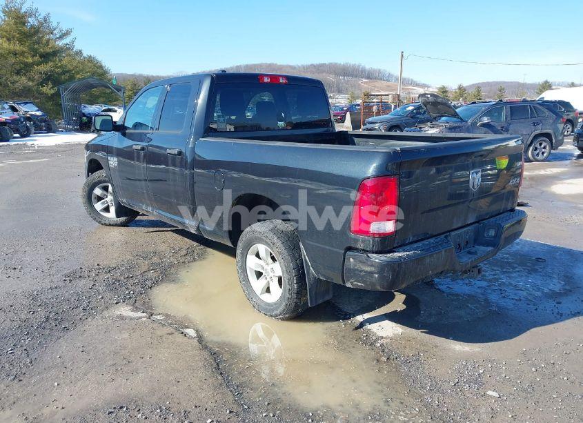 Photo 3 of 2019 Ram 1500 CLASSIC EXPRESS 4X4 6'4 BOX (VIN 1C6RR7FG8KS520357)