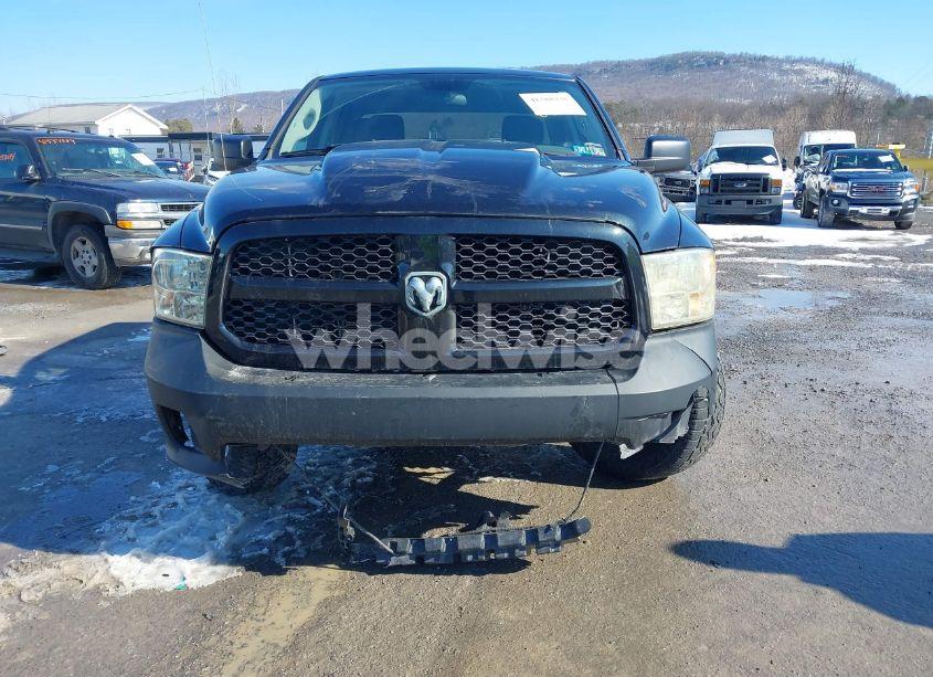 Photo 6 of 2019 Ram 1500 CLASSIC EXPRESS 4X4 6'4 BOX (VIN 1C6RR7FG8KS520357)