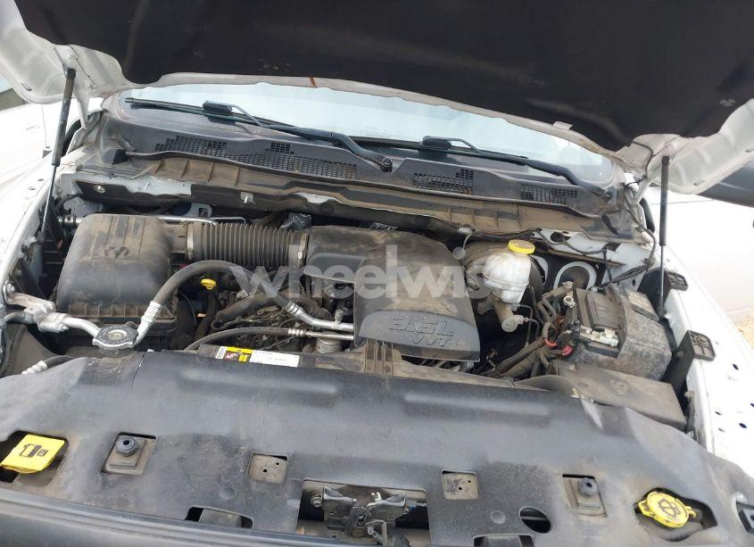 Photo 10 of 2019 Ram 1500 CLASSIC TRADESMAN 4X4 6'4 BOX (VIN 1C6RR7FG8KS655645)