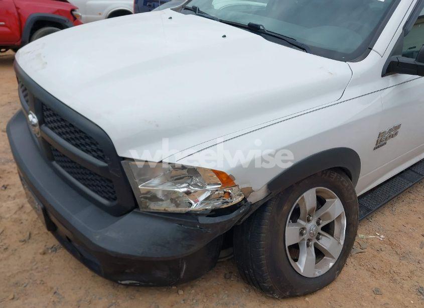 Photo 6 of 2019 Ram 1500 CLASSIC TRADESMAN 4X4 6'4 BOX (VIN 1C6RR7FG8KS655645)