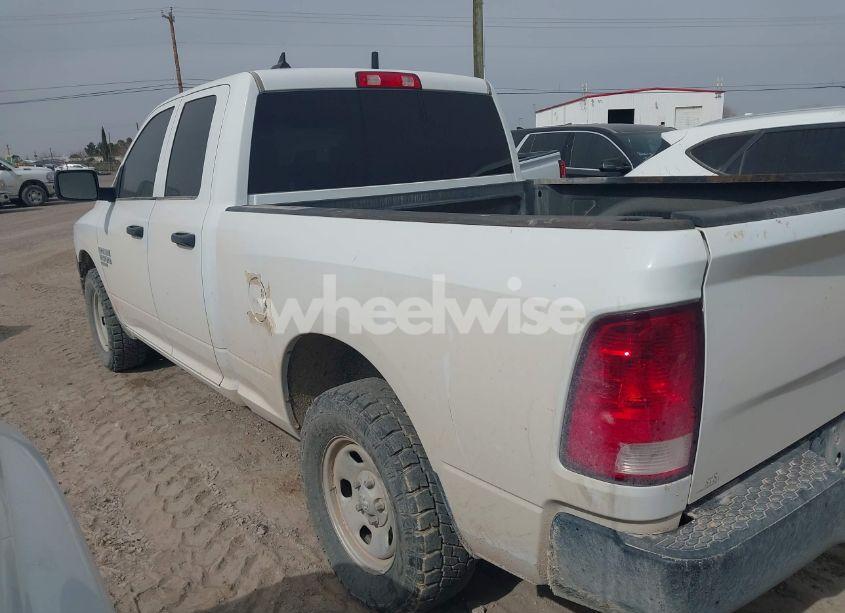 Photo 3 of 2022 Ram 1500 CLASSIC TRADESMAN 4X4 6'4 BOX (VIN 1C6RR7FG8NS244914)