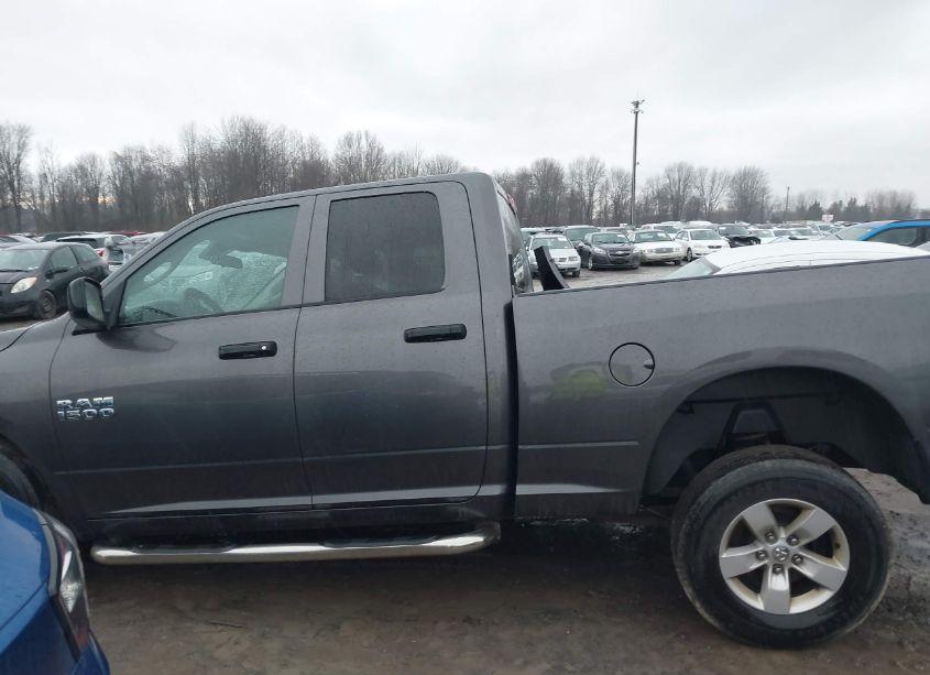 Photo 15 of 2017 Ram 1500 EXPRESS 4X4 6'4 BOX (VIN 1C6RR7FG9HS702707)