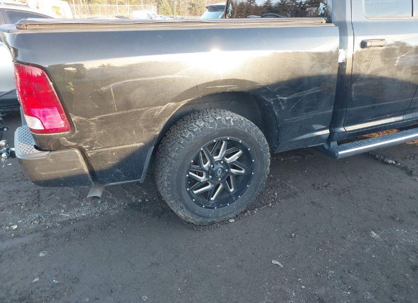 Photo 6 of 2018 Ram 1500 TRADESMAN 4X4 6'4 BOX (VIN 1C6RR7FG9JS247766)