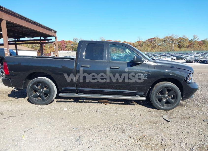 Photo 13 of 2019 Ram 1500 CLASSIC EXPRESS 4X4 6'4 BOX (VIN 1C6RR7FG9KS502384)