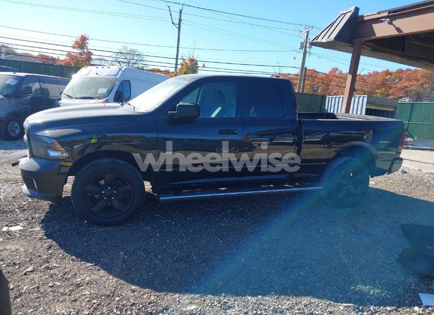 Photo 14 of 2019 Ram 1500 CLASSIC EXPRESS 4X4 6'4 BOX (VIN 1C6RR7FG9KS502384)