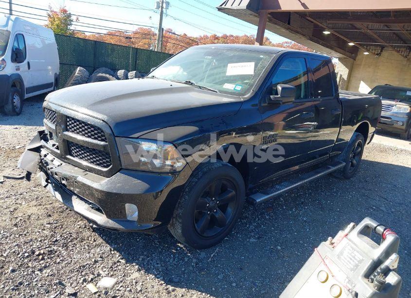 Photo 2 of 2019 Ram 1500 CLASSIC EXPRESS 4X4 6'4 BOX (VIN 1C6RR7FG9KS502384)