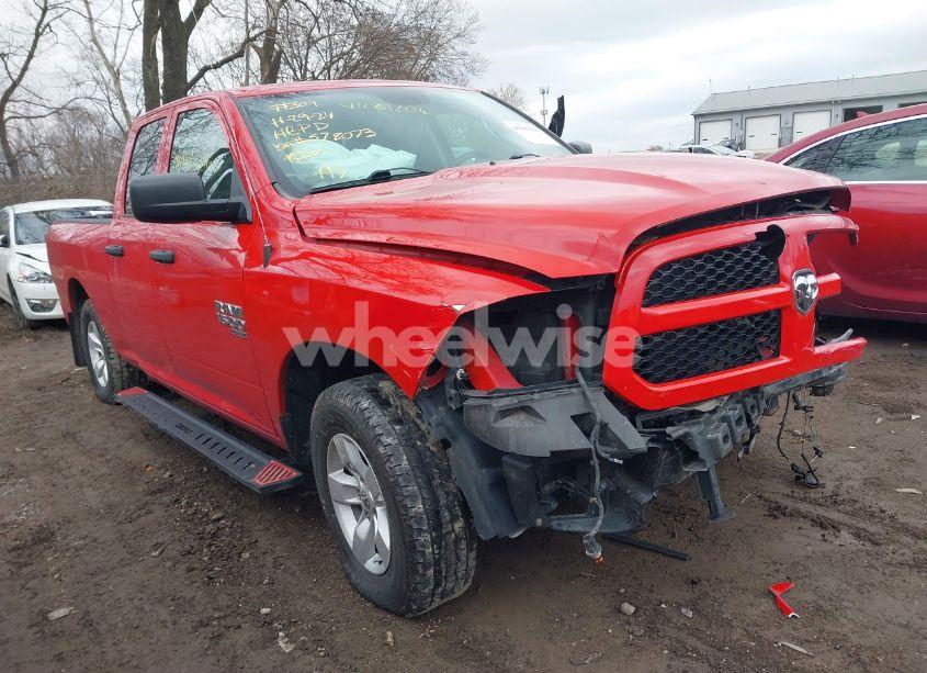 2019 Ram 1500 CLASSIC EXPRESS 4X4 6'4 BOX (VIN 1C6RR7FG9KS578073) main photo