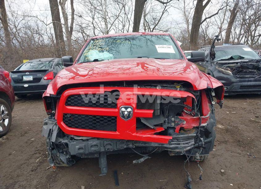 Photo 13 of 2019 Ram 1500 CLASSIC EXPRESS 4X4 6'4 BOX (VIN 1C6RR7FG9KS578073)