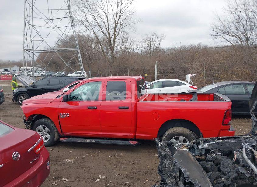 Photo 15 of 2019 Ram 1500 CLASSIC EXPRESS 4X4 6'4 BOX (VIN 1C6RR7FG9KS578073)