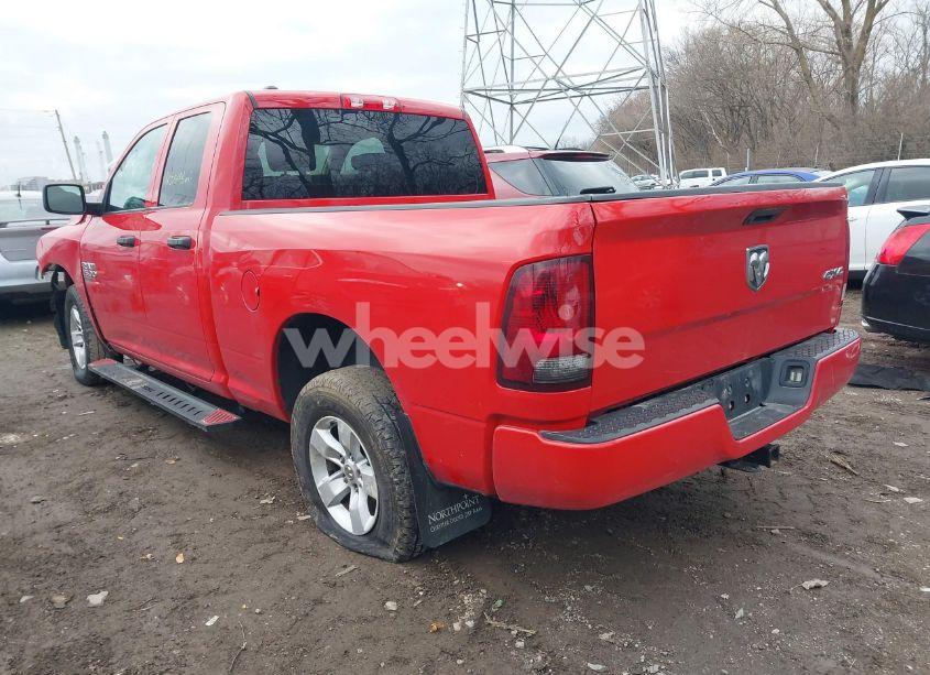 Photo 3 of 2019 Ram 1500 CLASSIC EXPRESS 4X4 6'4 BOX (VIN 1C6RR7FG9KS578073)