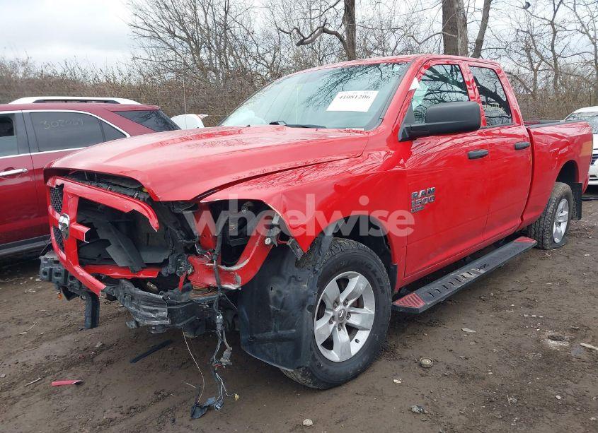 Photo 6 of 2019 Ram 1500 CLASSIC EXPRESS 4X4 6'4 BOX (VIN 1C6RR7FG9KS578073)