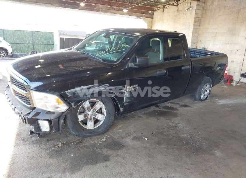 Photo 2 of 2018 Ram 1500 EXPRESS 4X4 6'4 BOX (VIN 1C6RR7FGXJS302502)