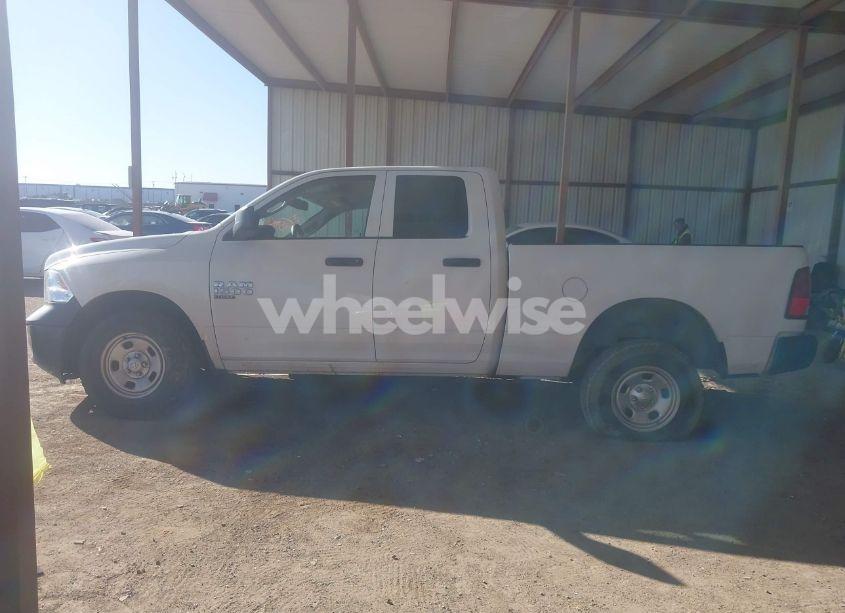 Photo 14 of 2019 Ram 1500 CLASSIC TRADESMAN 4X4 6'4 BOX (VIN 1C6RR7FGXKS635851)