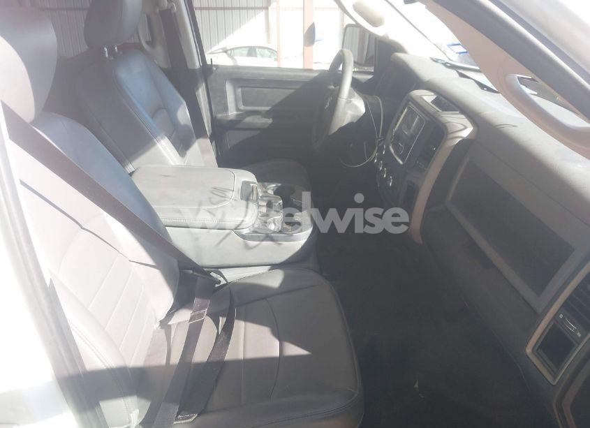 Photo 5 of 2019 Ram 1500 CLASSIC TRADESMAN 4X4 6'4 BOX (VIN 1C6RR7FGXKS635851)