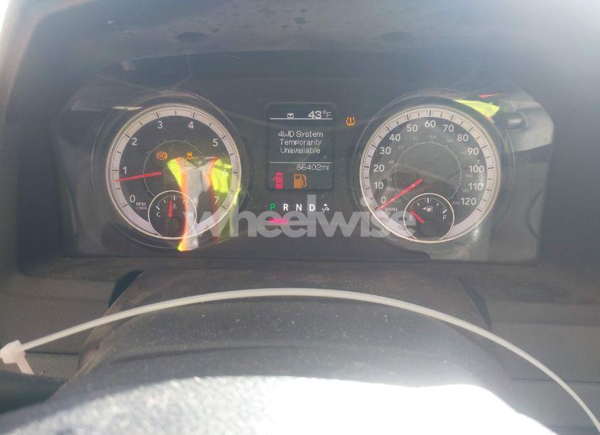 Photo 7 of 2019 Ram 1500 CLASSIC TRADESMAN 4X4 6'4 BOX (VIN 1C6RR7FGXKS635851)