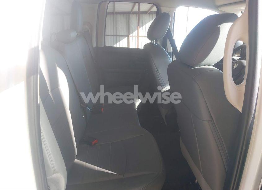 Photo 8 of 2019 Ram 1500 CLASSIC TRADESMAN 4X4 6'4 BOX (VIN 1C6RR7FGXKS635851)