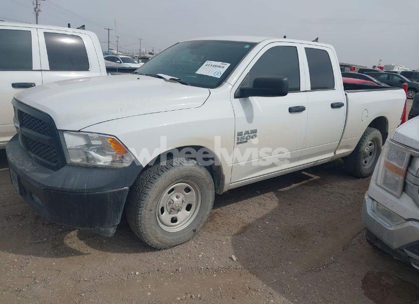 Photo 2 of 2022 Ram 1500 CLASSIC TRADESMAN 4X4 6'4 BOX (VIN 1C6RR7FGXNS244915)