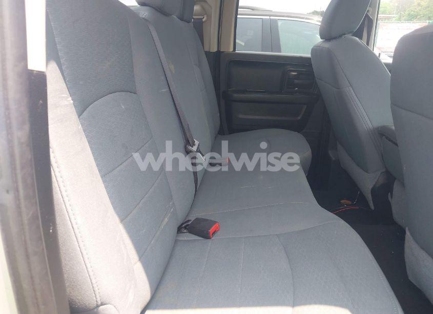 Photo 8 of 2018 Ram 1500 TRADESMAN 4X4 6'4 BOX (VIN 1C6RR7FM1JS238310)